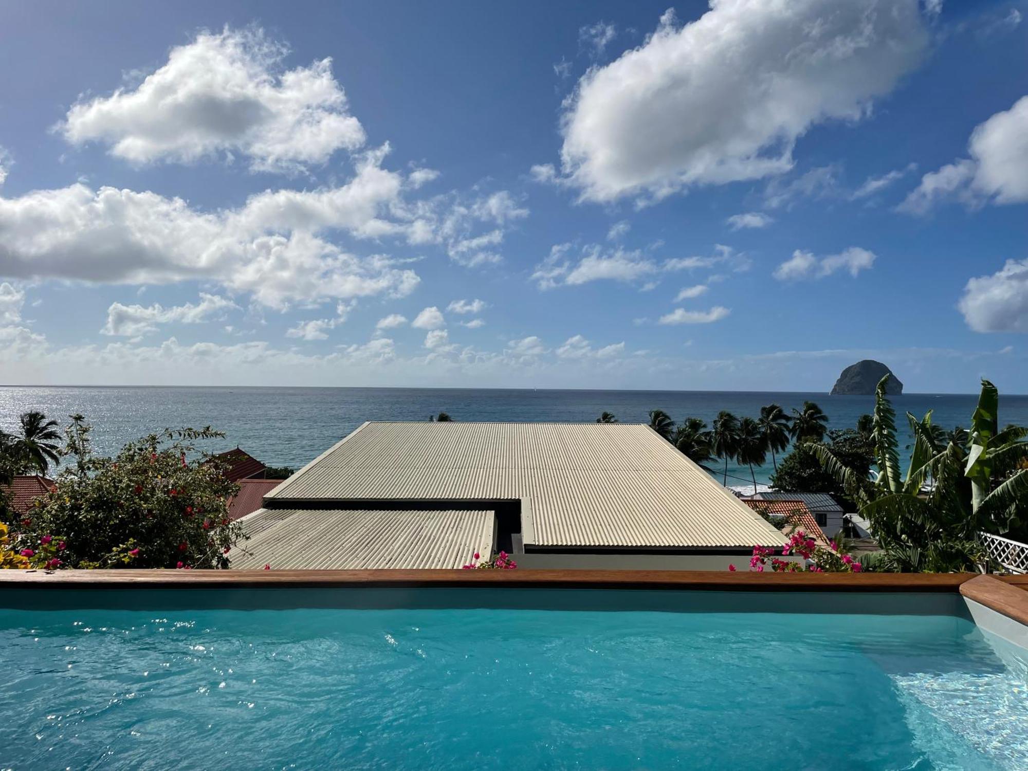 Maison avec piscine à 100 mètres de la plage Le Diamant Exterior foto