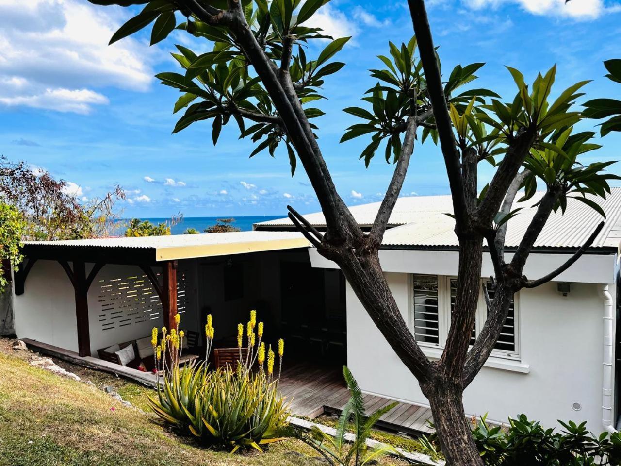 Maison avec piscine à 100 mètres de la plage Le Diamant Exterior foto